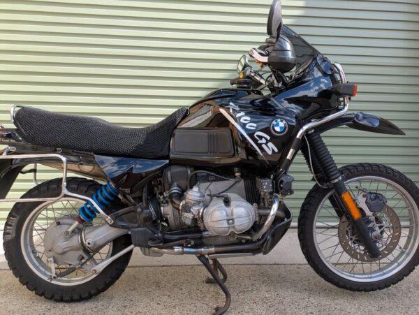 Custom Dash Surround